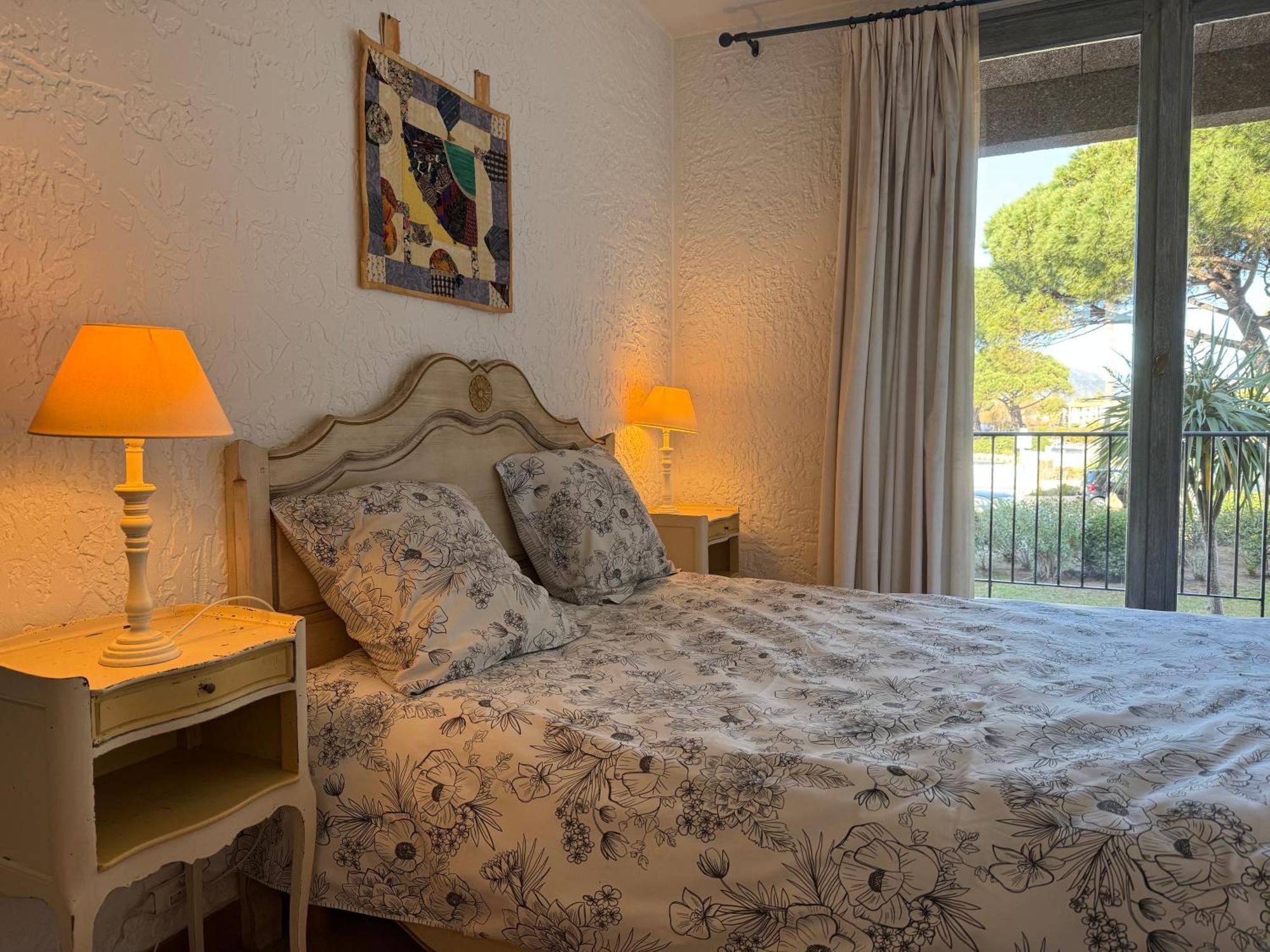 Ferienwohnung Les Marines De Cogolin Exterior foto